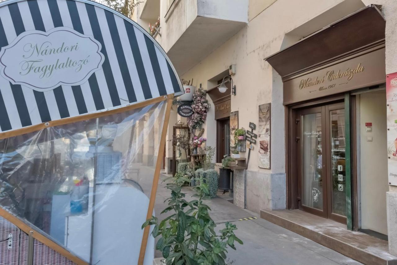 Corvina Apartment Budapest With Free Private Parking Exterior foto