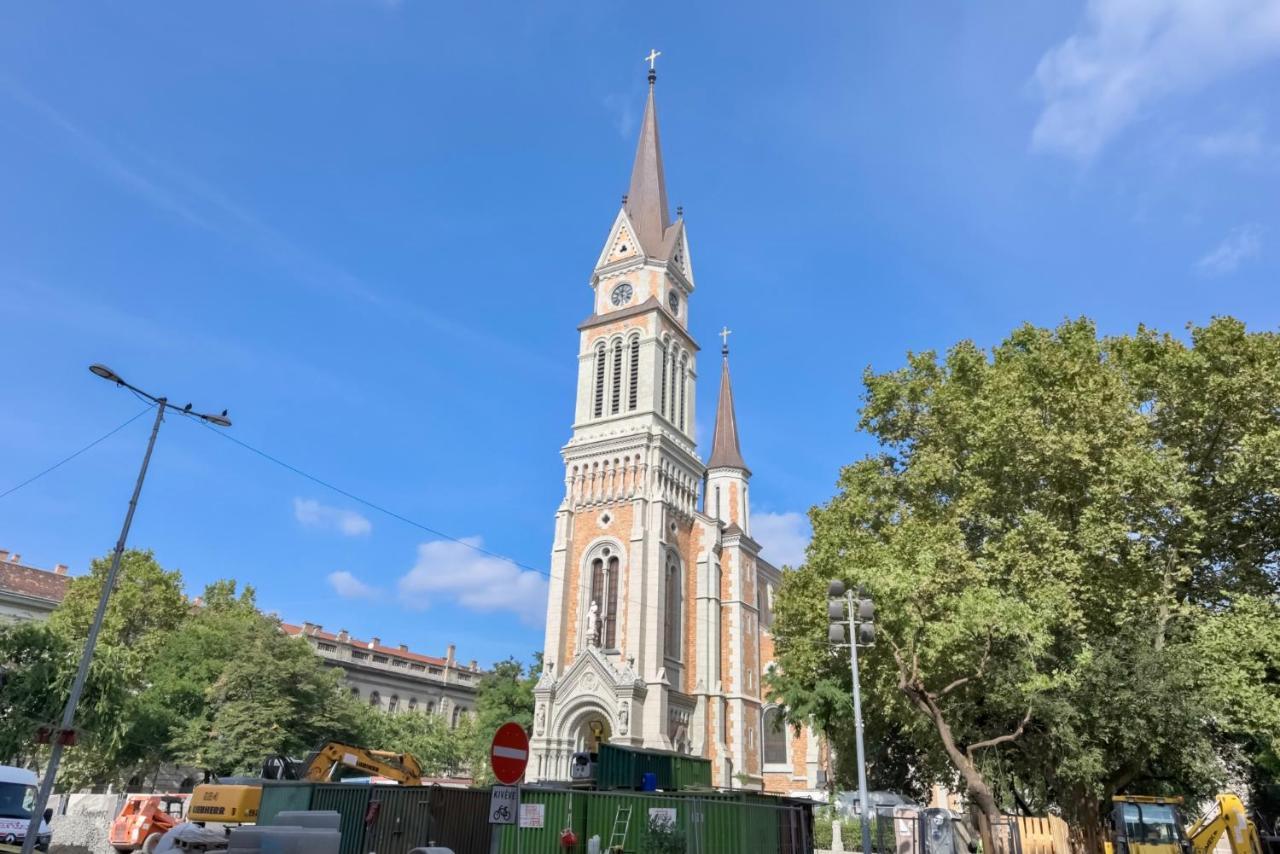 Corvina Apartment Budapest With Free Private Parking Exterior foto